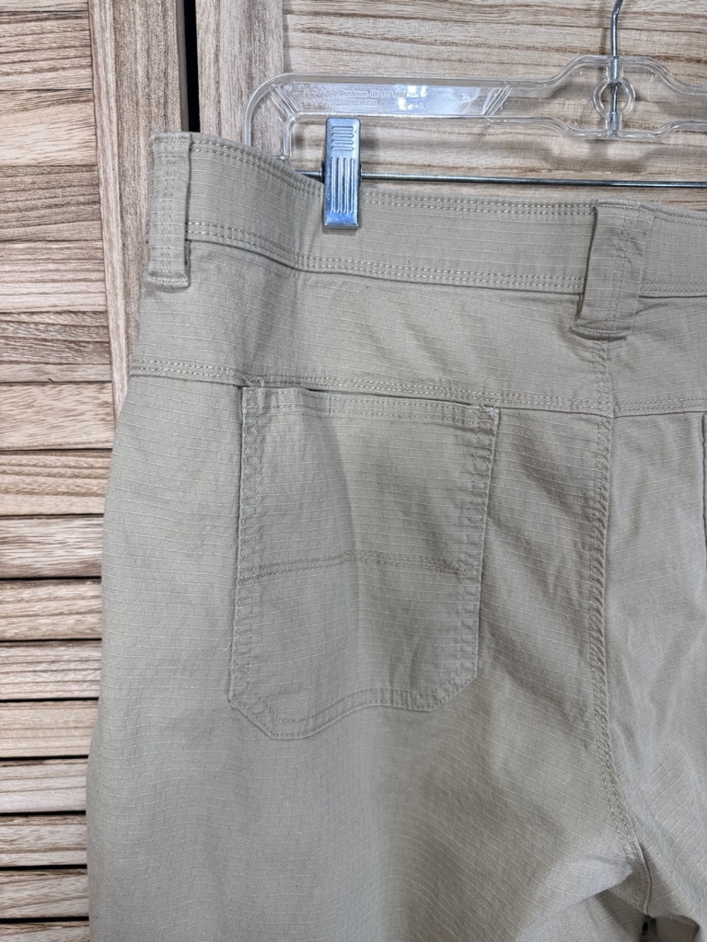 WP Weatherproof Men's Casual Khaki Shorts - Classic Summer Staple Size 36 - Picture 11 of 13